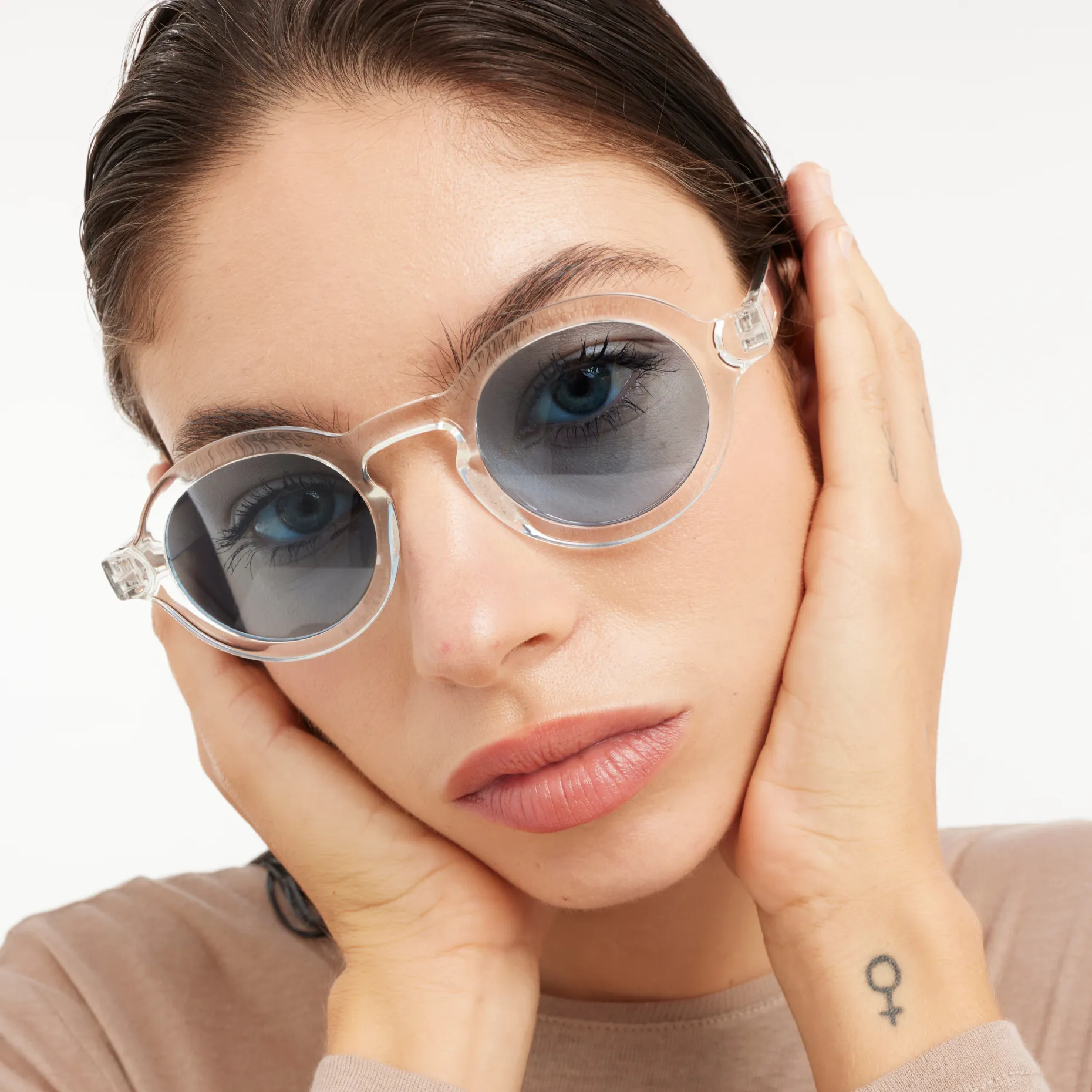 Charles Glossy Sun - Image 39