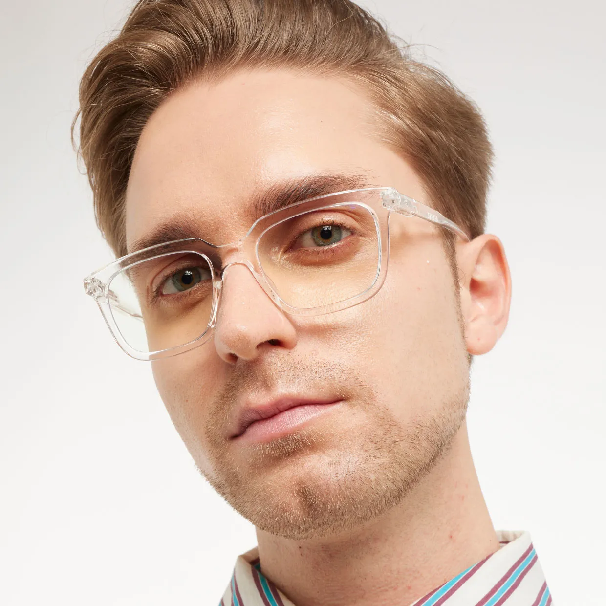 Holly Glossy - Image 14