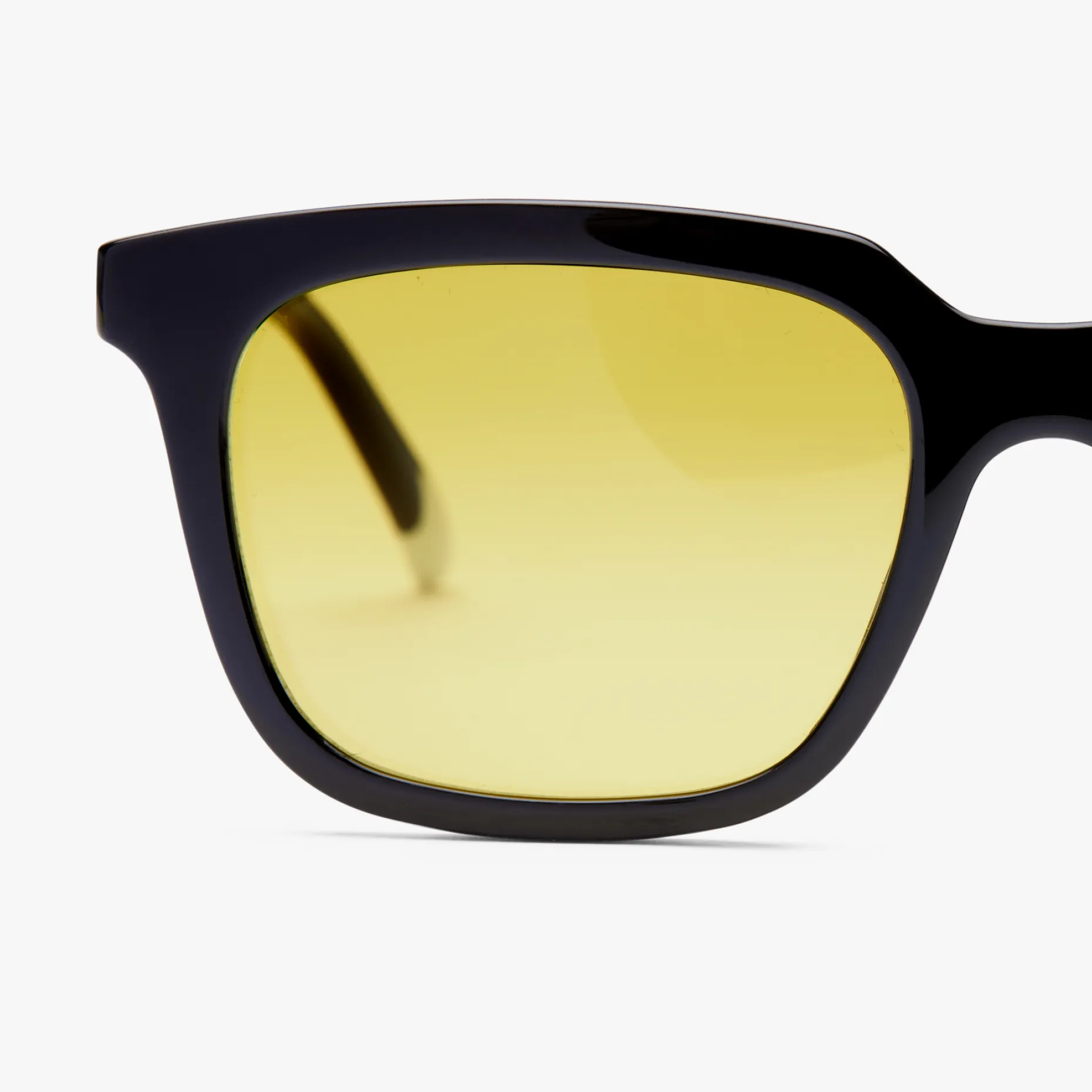 Holly Glossy Amber - Image 4