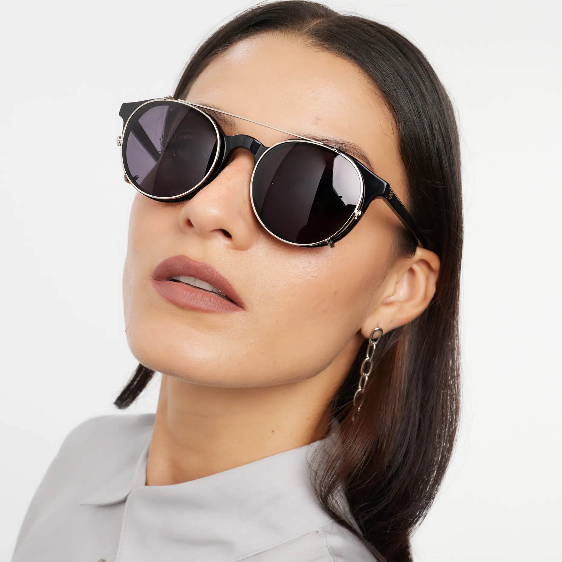 Williamsburg Clip-On - Image 3